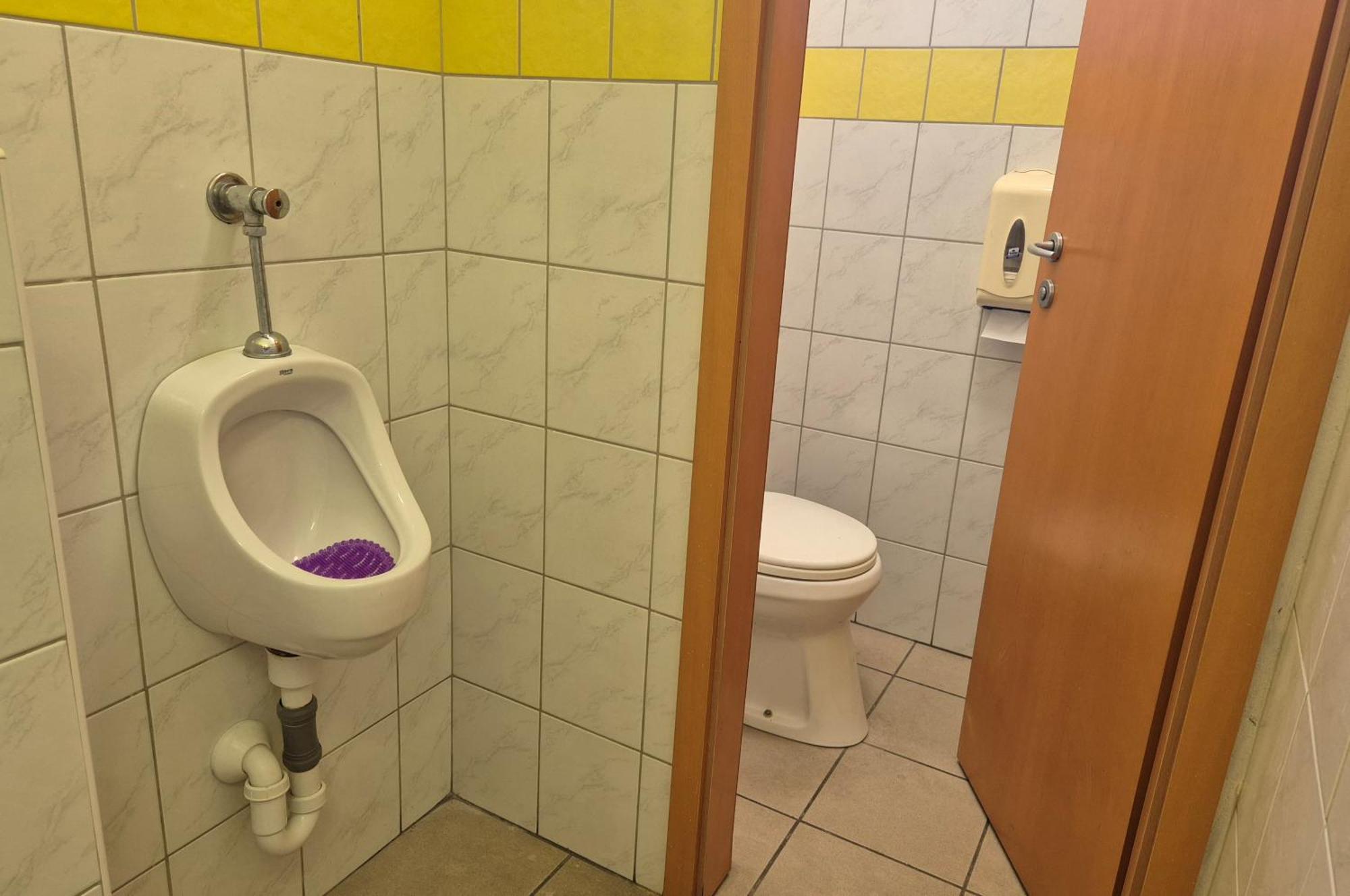 Bled Lesce Station Rooms And Beds Buitenkant foto